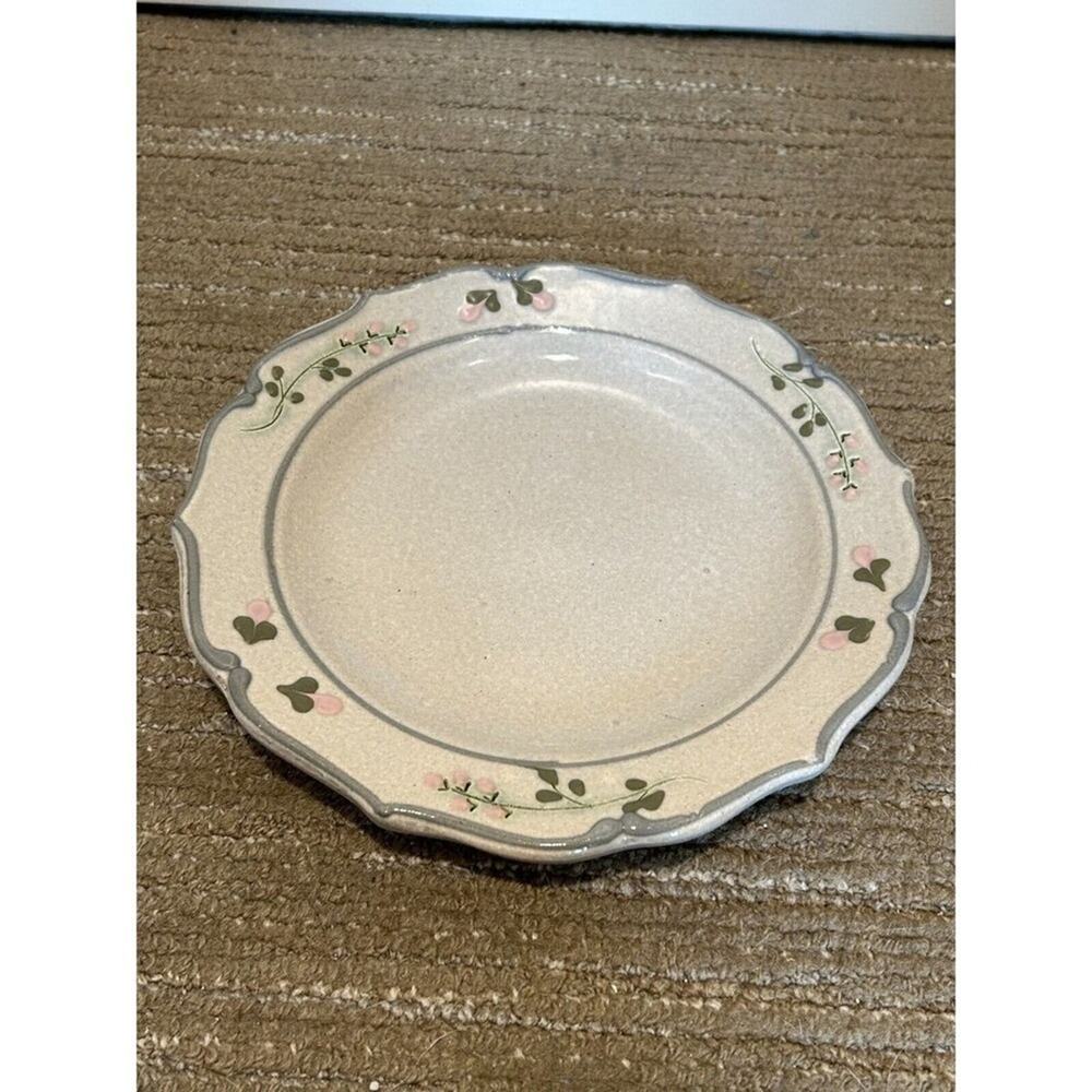 Vintage MPM Mountain Meadows Pottery Plate 8.5 Inches Studio Art Flowers Vermont